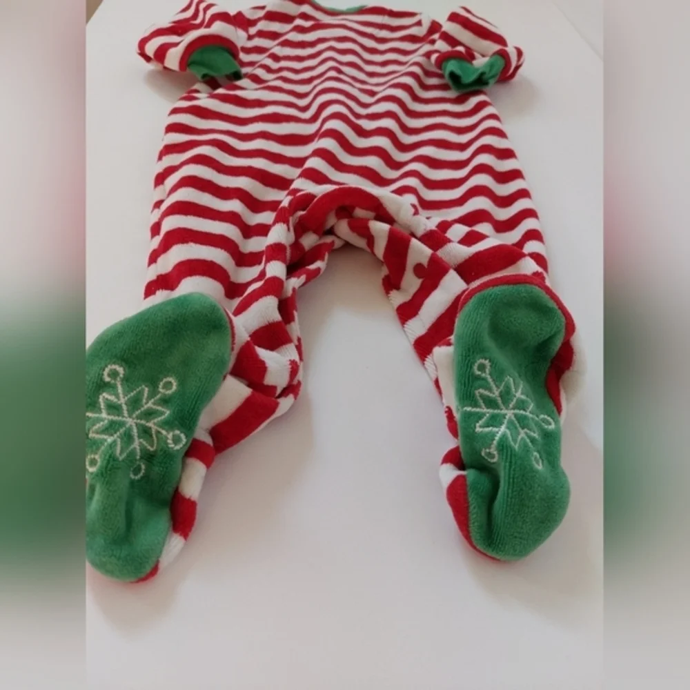 Peppermint Stripe Snowman Christmas Sleeper Size 6 Months Carter's Footie‎ Pjs